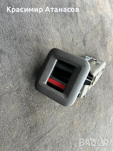 Брава седалка задна дясна за Тойота Авенсис T27. Комби. 2009-2014г, снимка 4 - Части - 53935211