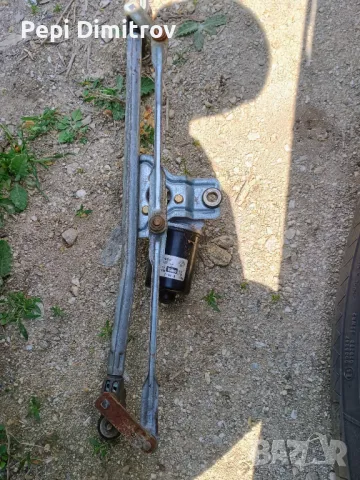 Ел. мотор за чистачките за Fiat Stilo Hatchback (10.2001 - 11.2010), хечбек, позиция: предна, № Dens, снимка 3 - Части - 50071427