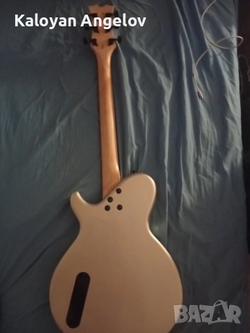 Dean Evo XM white metallic , снимка 3 - Китари - 53843663