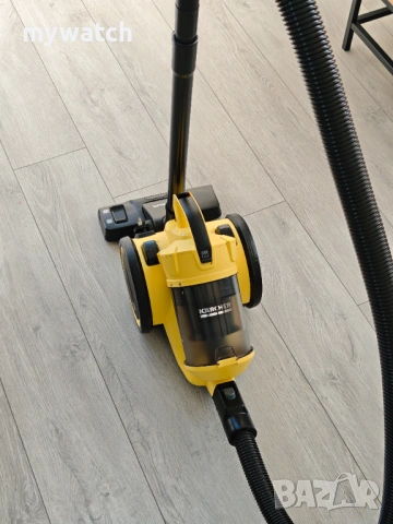 Pрахосмукачка Karcher VC3, снимка 4 - Прахосмукачки - 53770368