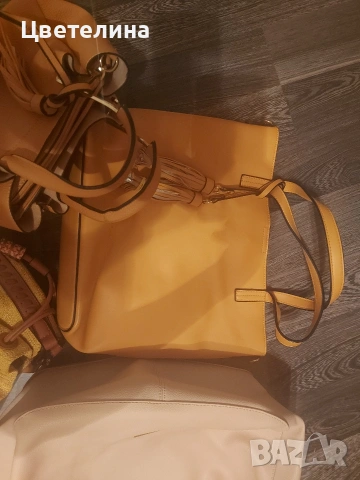 Дамски чанти 4 броя, снимка 2 - Чанти - 53739499