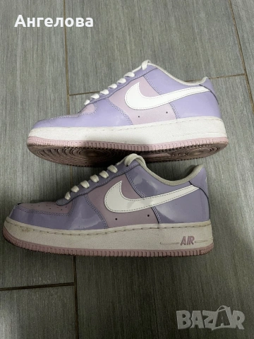 Nike Air Force 1 ‘07 LV8, снимка 3 - Маратонки - 54012376