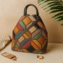Стилна дамска раница с цветна мозайка, снимка 7