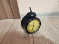 Стар работещ будилник, снимка 4