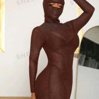 L Брокатена рокля шоколад с качулка/ маска/, снимка 4 - Рокли - 45535329