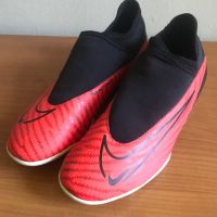 Детски футболни обувки NIKE Phantom GX Academy - 39 номер, снимка 1 - Футбол - 46215942