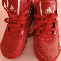 Оригинални детски футболни обувки Адидас , снимка 2 - Футбол - 45079755