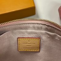 Дамска чанта Louis Vuitton, снимка 6 - Чанти - 45799705