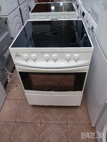 Свободно стояща печка с керамичен плот Voss  с две години гаранция!, снимка 1