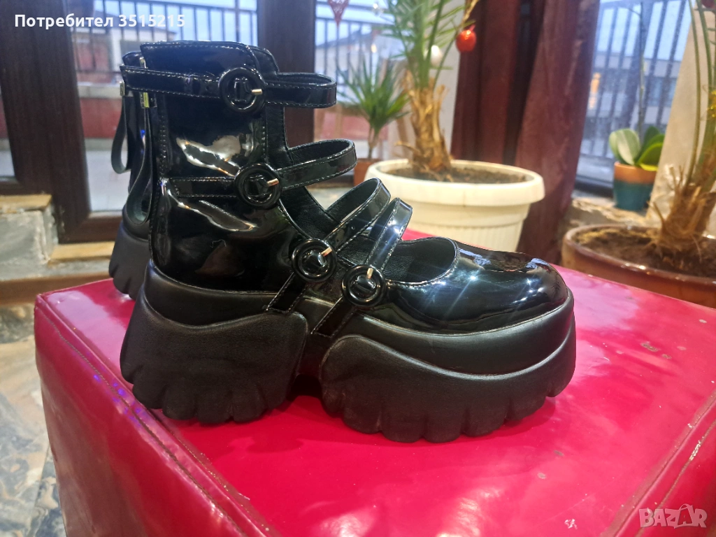 Дамски обувки с платформа, снимка 1