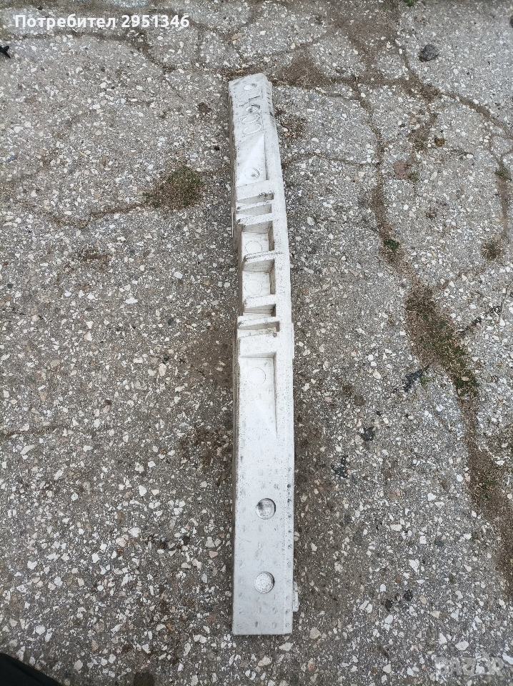 Подсилваща пяна за предна броня Нисан Мурано Nissan Murano Z50 62090CC000 3.50 24738457, снимка 1