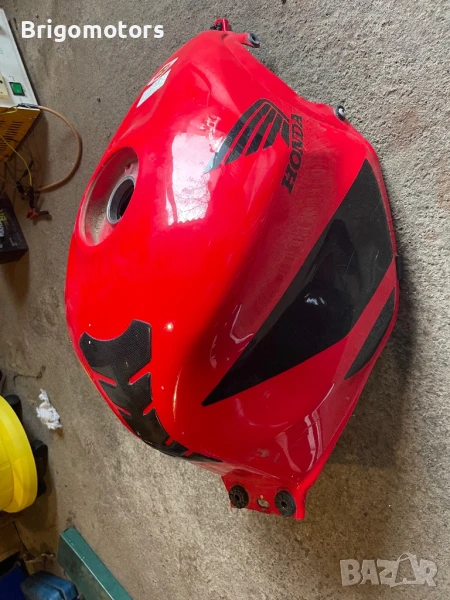 Резервоар Honda cbr f4i, снимка 1