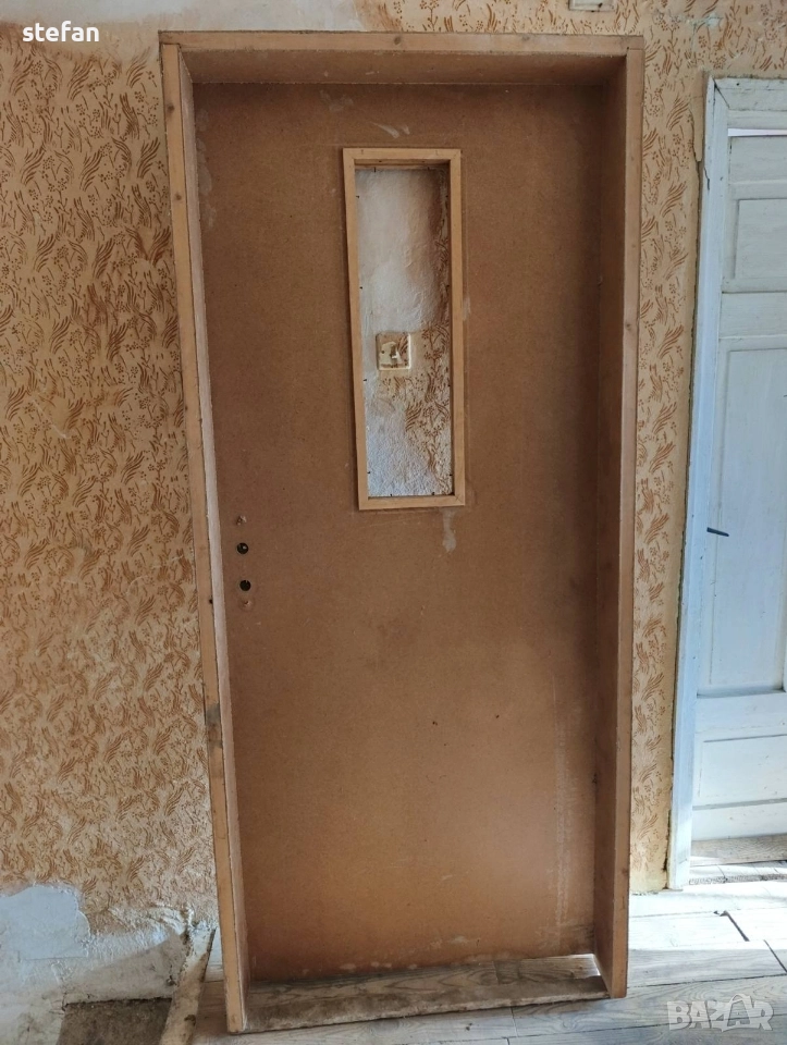два броя нови врати, снимка 1