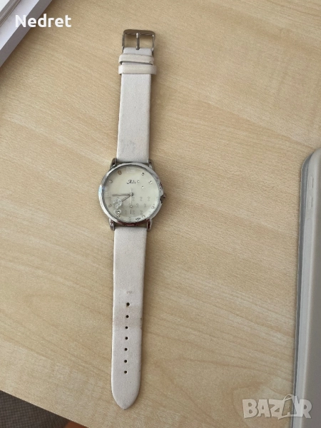 Бял и черен часовник , снимка 1