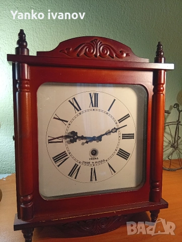 Стенен часовник VESNA