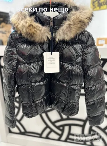 Дамско зимно яке с естествен косъм Moncler - Налични различни цветове Код A324, снимка 6 - Якета - 48033617