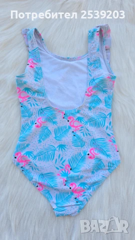 Пончо, бански и чехли за момиче 4-5 години, снимка 3 - Детско бельо и бански  - 50887586