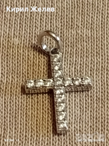 Сребърен медальон кръст с инкрустирани кристали ювелирна изработка 52357, снимка 7 - Колиета, медальони, синджири - 52691337