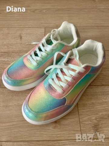 Нови цветни дамски обувки, снимка 2 - Маратонки - 53647452