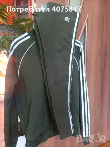 оригинално горнище Adidas , снимка 3 - Спортни екипи - 49390015