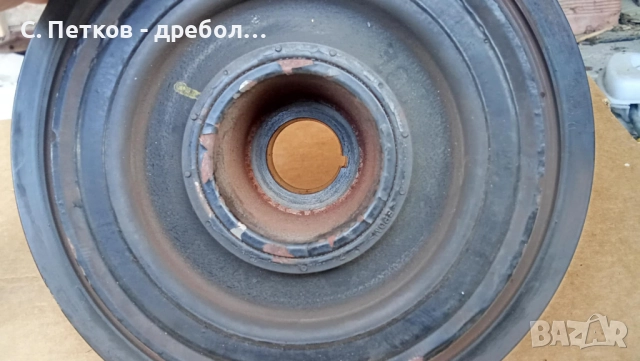 Демпферна шайба и обтегач - Mercedes E-class w211/ 270 cdi, снимка 3 - Части - 52238425