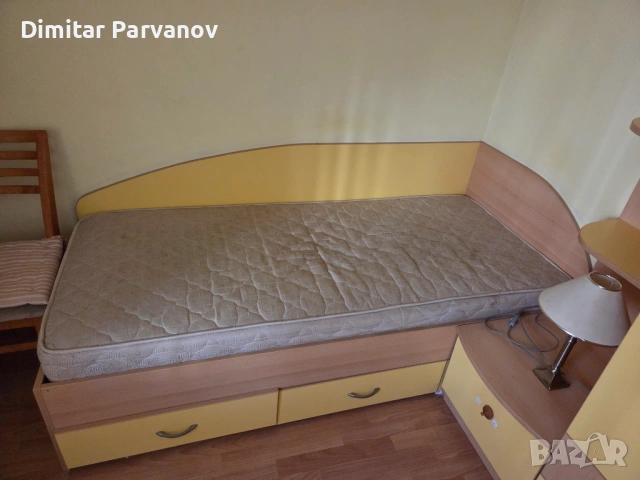 Разпродавам обзавеждане за апартамент 