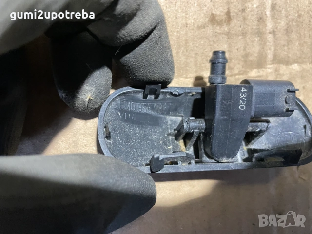 Пръскалка Преден Прозорец 5M0955986C Volkswagen ID.3 E11 pro, снимка 3 - Аксесоари и консумативи - 53505620