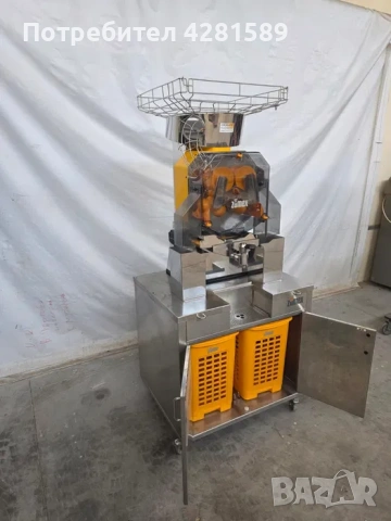 Автоматична сокоизтисквачка/ фреш машина Zumex Speed S + All-in-one, снимка 11 - Други машини и части - 53654973