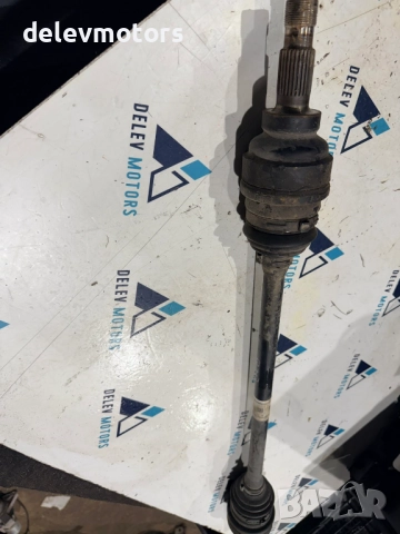 396005DA0A задна дясна полуоска от Infiniti Q30S 2.0T 211ph., engine 270920, снимка 2 - Части - 52484824