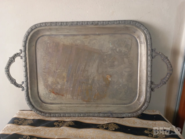 Посребрена викторианска табла,поднос