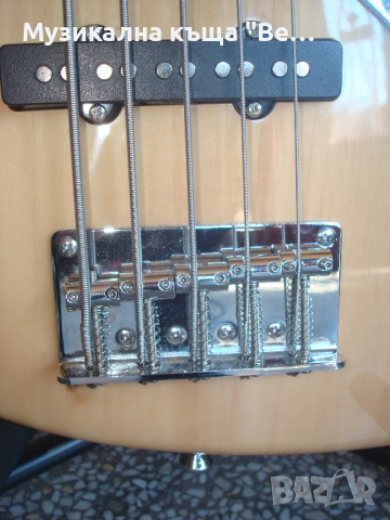 Бас китара, снимка 7 - Китари - 54111218