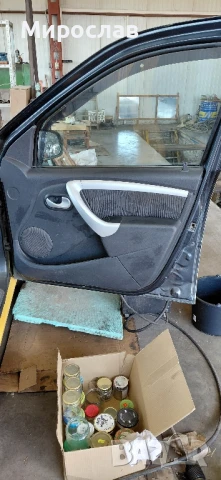 Предна дясна врата за Дачия Логан MCV, снимка 2 - Части - 51385262