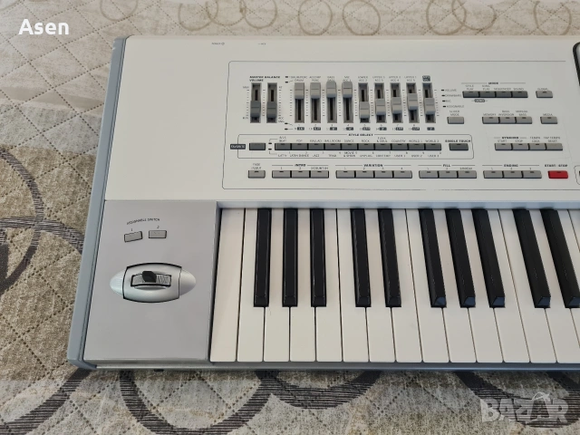 Продавам клавир Корг Про х2 , снимка 8 - Синтезатори - 53043207