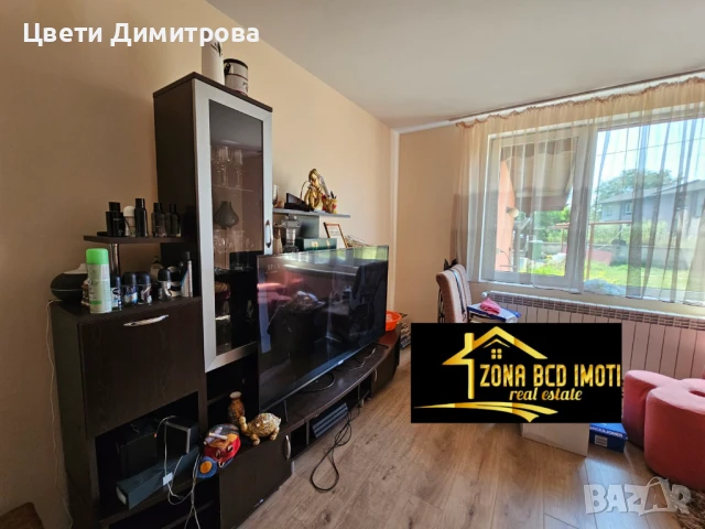 Продавам първи етаж от Двуетажна къща , снимка 11 - Етаж от къща - 50740171