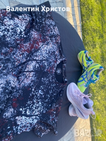 Asics/Асикс маратонки,шпайкове и 2 тениски, снимка 9 - Тениски - 52933601