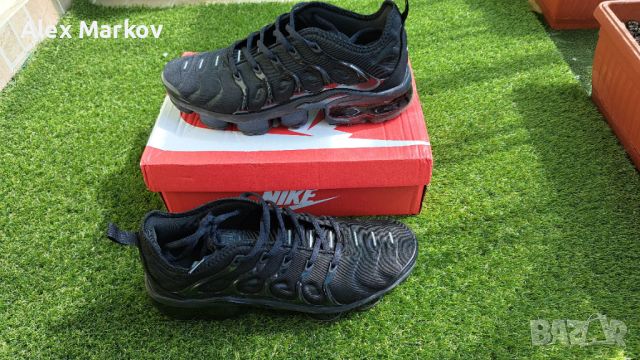 Nike vapormax plus triple black, снимка 1 - Ежедневни обувки - 45539191