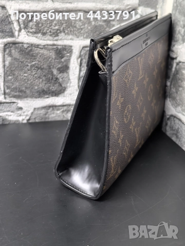 Louis Vuitton чанта тип плик , снимка 6 - Чанти - 52830764