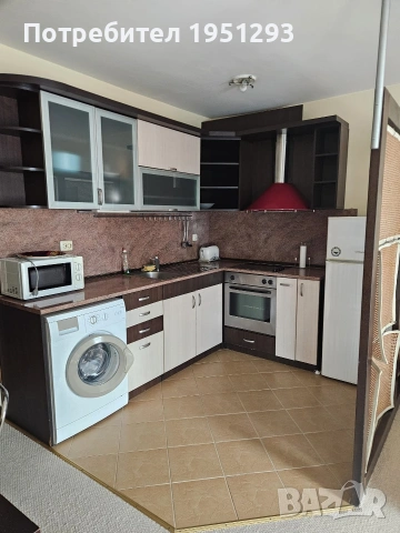 Продавам голямо студио в центъра на Слънчев бряг без такса подръжка