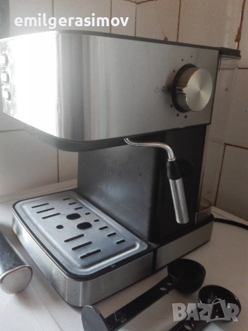 Кафемашина SOLAC и лъжици за кафе. , снимка 6 - Прибори за хранене, готвене и сервиране - 39578876