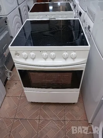 Свободно стояща печка с керамичен плот Voss  с две години гаранция!, снимка 1