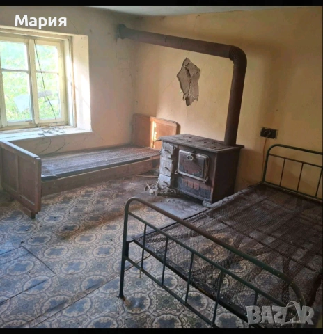 Стара къща в с.Полк.Серафимово, снимка 2 - Къщи - 53364938