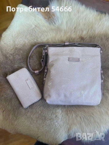 Дамска чанта, снимка 4 - Раници - 52814506