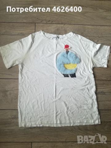 Продавам дамска тениска с интересна украшение-Португалско производство