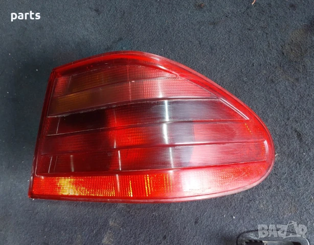 Десен Стоп Мерцедес Е класа W210 (H) - A2108204464, снимка 3 - Части - 51099796