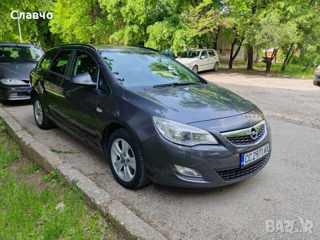 Opel Astra J 1.7CDTI 110k.с. 2011г., снимка 6 - Автомобили и джипове - 45494816