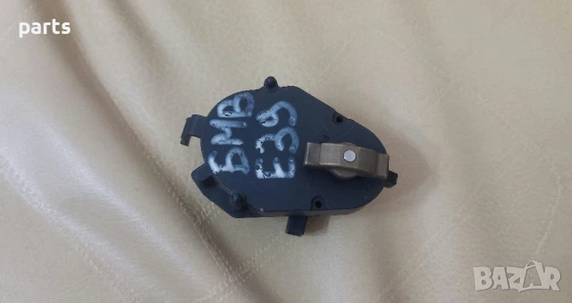 Моторче Клапи Парно БМВ 5 Е39
- 8363797 - 5399533390, снимка 2 - Части - 50491538