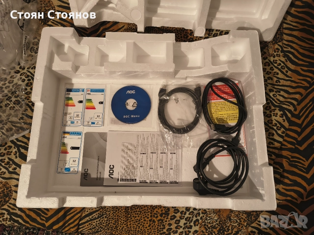 Монитор AOC 24G2U (144HZ), снимка 6 - Монитори - 52594075