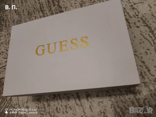 Обувки "Guess", снимка 2 - Ежедневни обувки - 48362044