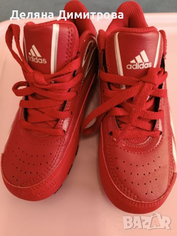 Оригинални детски футболни обувки Адидас , снимка 2 - Футбол - 45079755