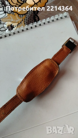 Часовник ЛУЧ кварц, снимка 4 - Антикварни и старинни предмети - 53933165